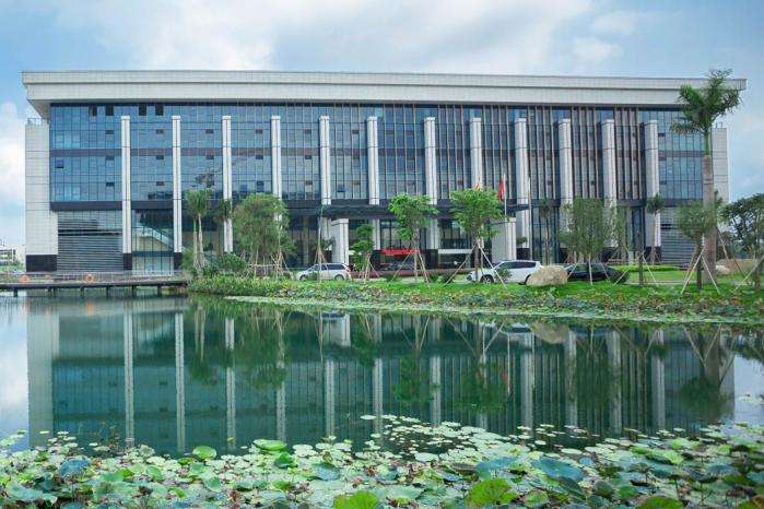 華發(fā)走進(jìn)三峽最美濱湖城市