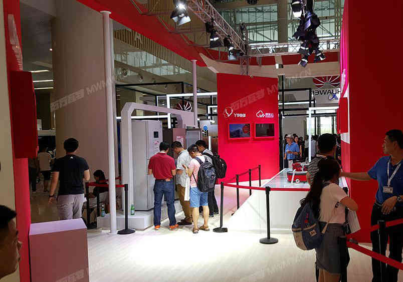 杭州楊氏實(shí)業(yè)有限公司參展廣州國際家具博覽會4