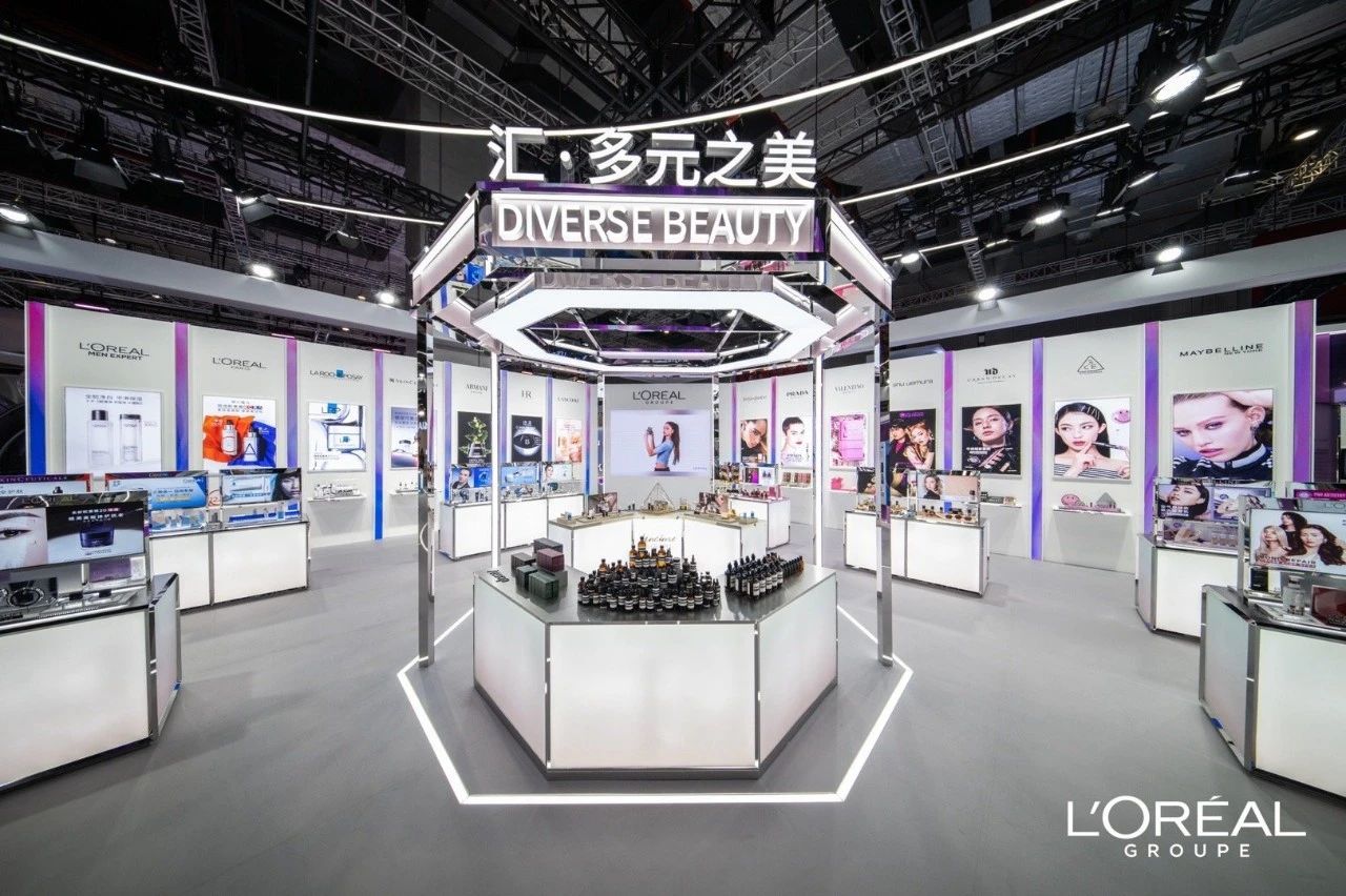 深圳展覽設(shè)計公司帶你看2023進博會最具有創(chuàng)意00家企業(yè)展臺(歐萊雅展臺)4